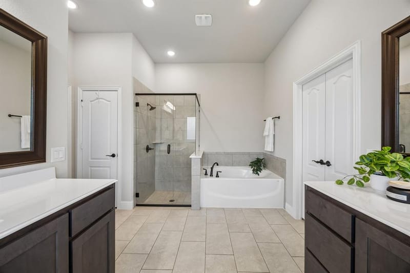 1005 Longbow Lane, Crowley TX 76036 - Photo 20