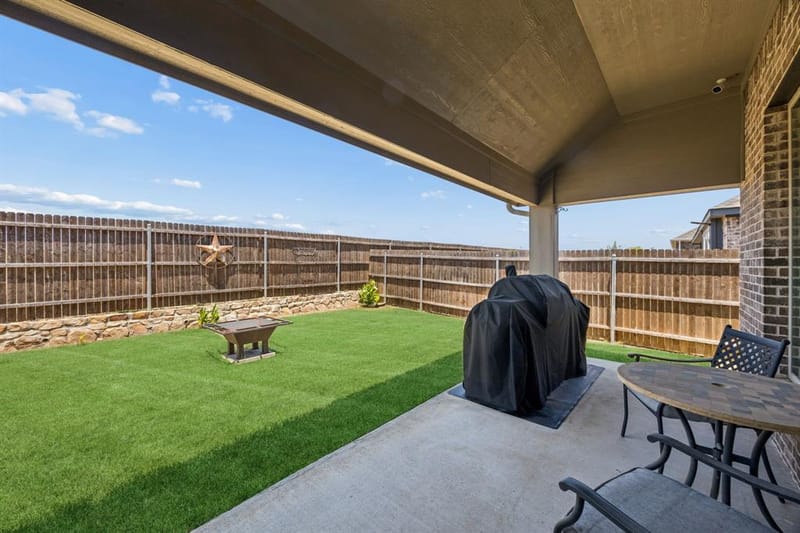 1005 Longbow Lane, Crowley TX 76036 - Photo 30