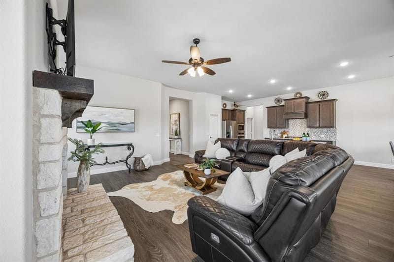 1005 Longbow Lane, Crowley TX 76036 - Photo 10