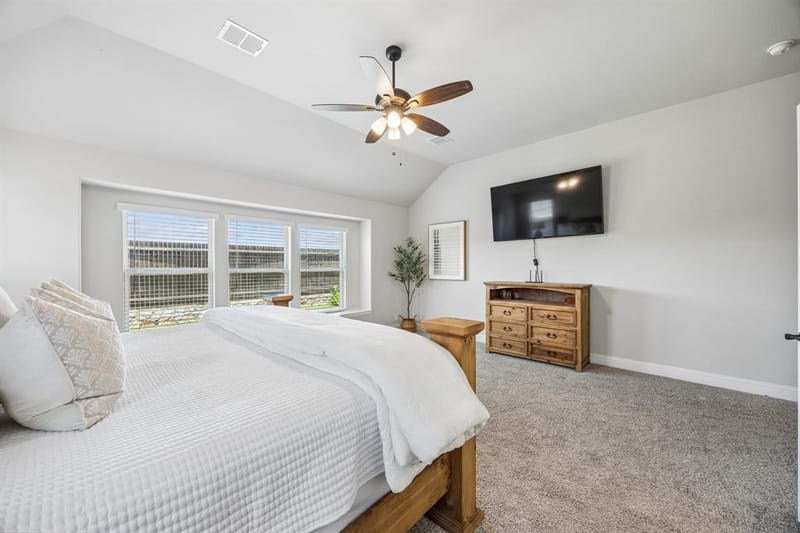 1005 Longbow Lane, Crowley TX 76036 - Photo 18
