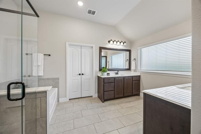 1005 Longbow Lane, Crowley TX 76036 - Photo 21