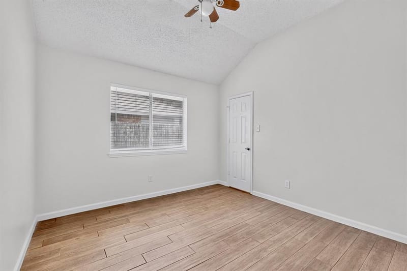 5205 Livermore Drive, Arlington TX 76017 - Photo 23
