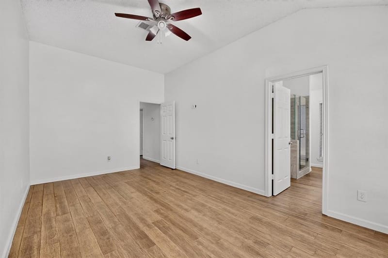 5205 Livermore Drive, Arlington TX 76017 - Photo 17