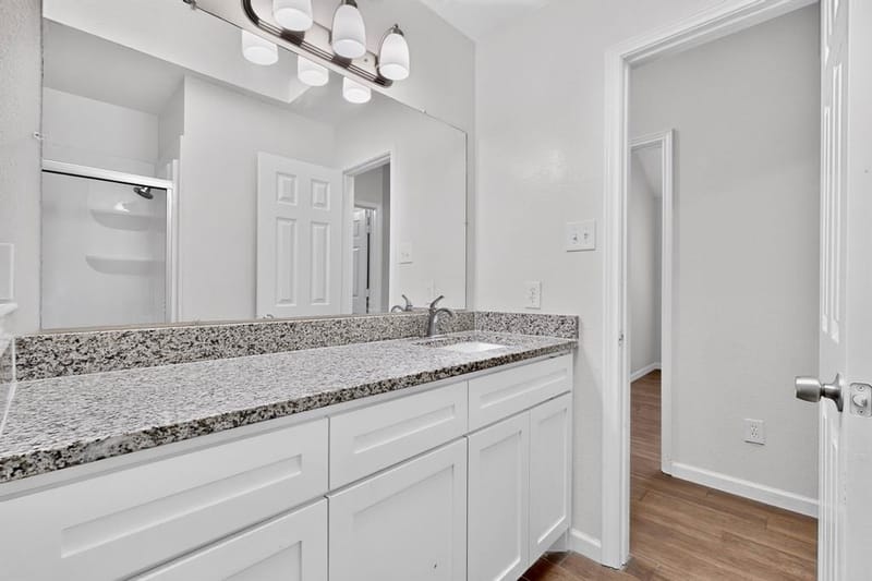 5205 Livermore Drive, Arlington TX 76017 - Photo 30