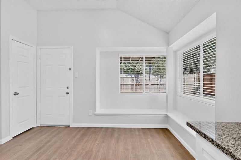 5205 Livermore Drive, Arlington TX 76017 - Photo 14