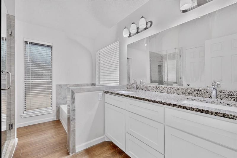 5205 Livermore Drive, Arlington TX 76017 - Photo 19