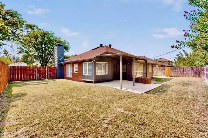 5205 Livermore Drive, Arlington TX 76017 - Photo 35