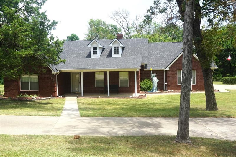 610 S Lillis Lane, Denison TX 75020 - Photo 3
