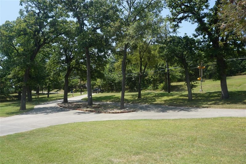 610 S Lillis Lane, Denison TX 75020 - Photo 37