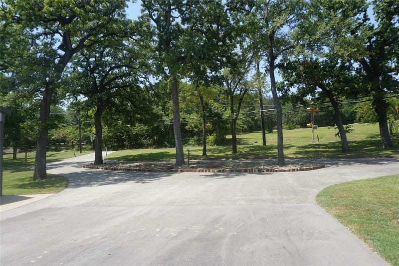 610 S Lillis Lane, Denison TX 75020 - Photo 31