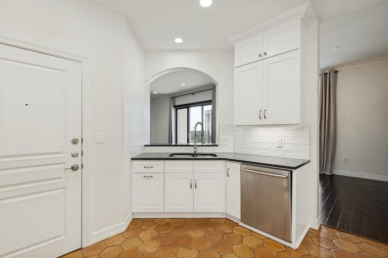 330 Las Colinas Boulevard E # 1420, Irving TX 75039 - Photo 9