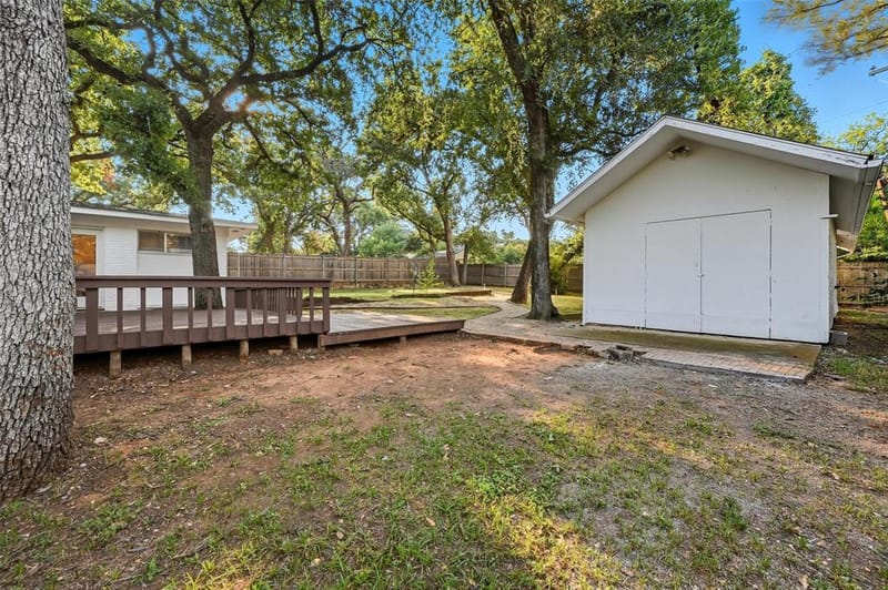 1310 W Cedar Street, Arlington TX 76012 - Photo 24