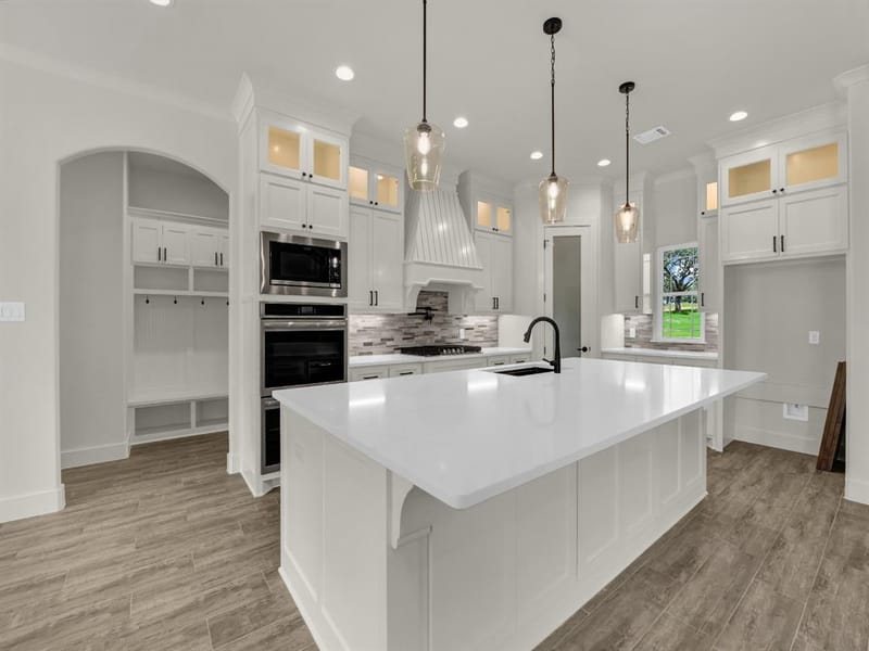 305 Wrangler Court, Weatherford TX 76088 - Photo 15