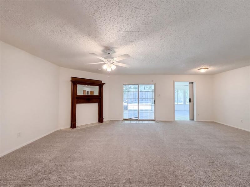 1713 Steinburg Lane, Fort Worth TX 76134 - Photo 4