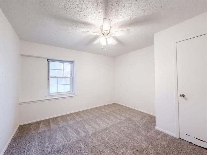 1713 Steinburg Lane, Fort Worth TX 76134 - Photo 8