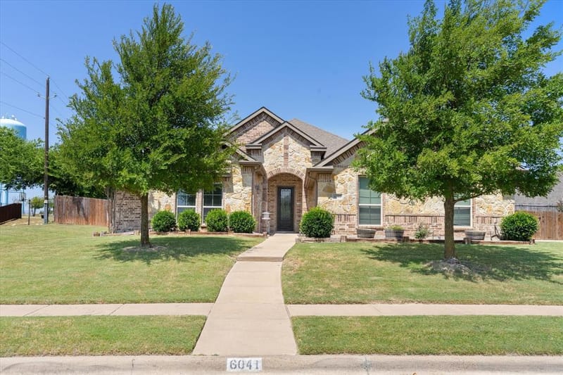 6041 Park View Drive, Midlothian TX 76065 - Photo 8