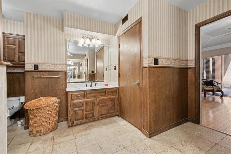 135 Creekside Drive, Double Oak TX 75077 - Photo 14