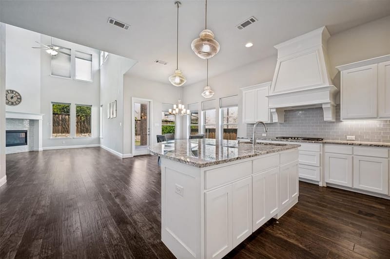 764 Thoroughbred Avenue, Frisco TX 75036 - Photo 2
