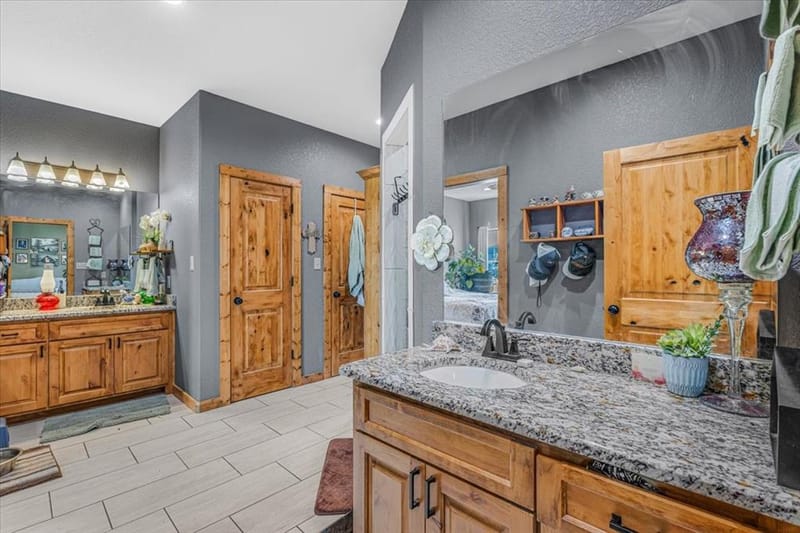 201 Private Road 107, Blum TX 76627 - Photo 33