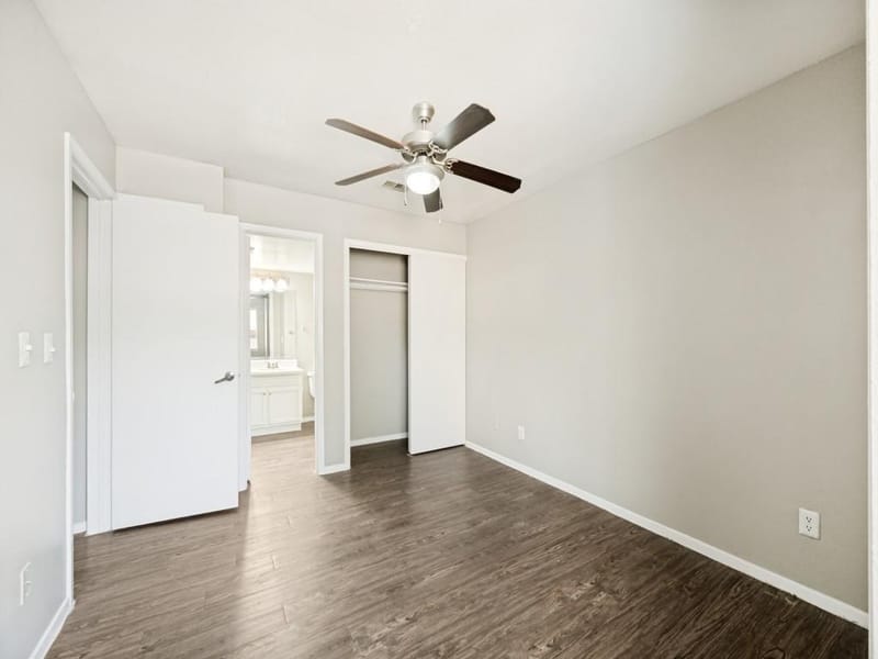 1122 Millview Drive # 2101, Arlington TX 76012 - Photo 8