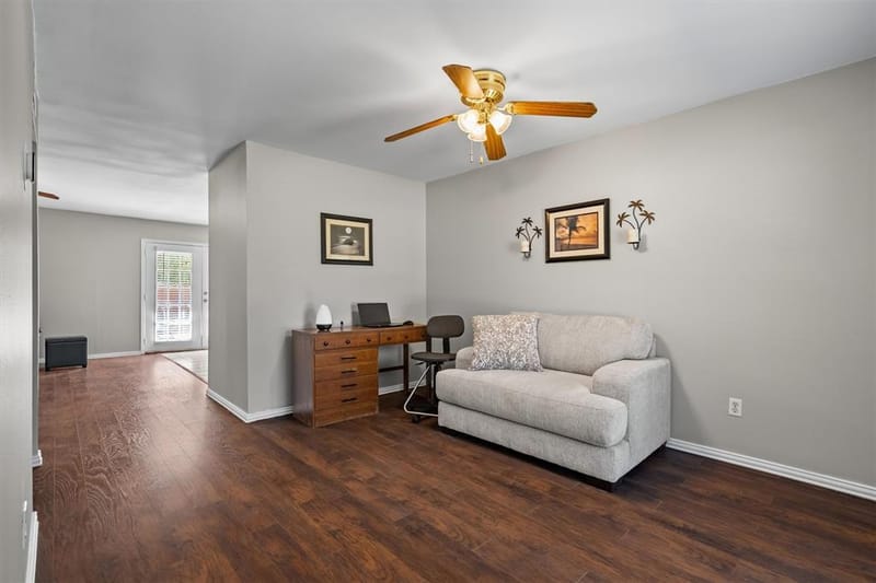 1019 Woodmere Drive, Lewisville TX 75067 - Photo 7