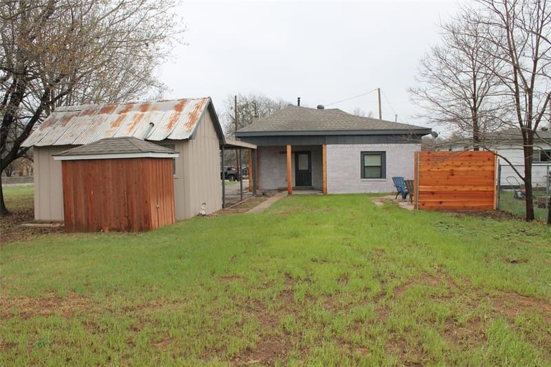 104 S Hubbard Street, Alvord TX 76225 - Photo 26