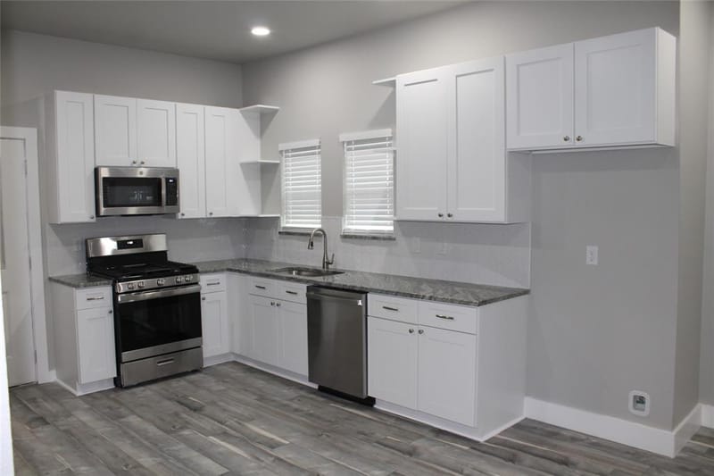 104 S Hubbard Street, Alvord TX 76225 - Photo 3