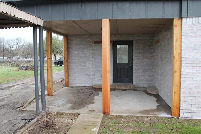 104 S Hubbard Street, Alvord TX 76225 - Photo 31