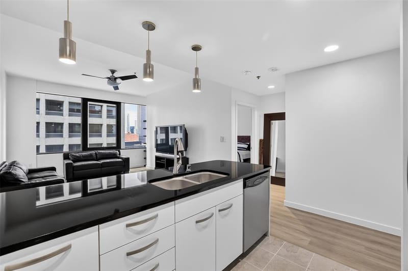 1200 Main Street # 1708, Dallas TX 75202