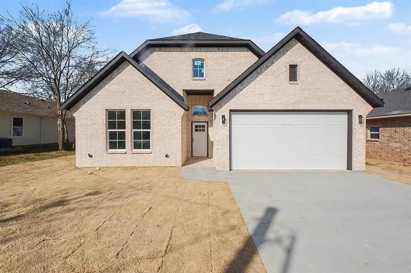 4528 Church Street, Greenville TX 75401