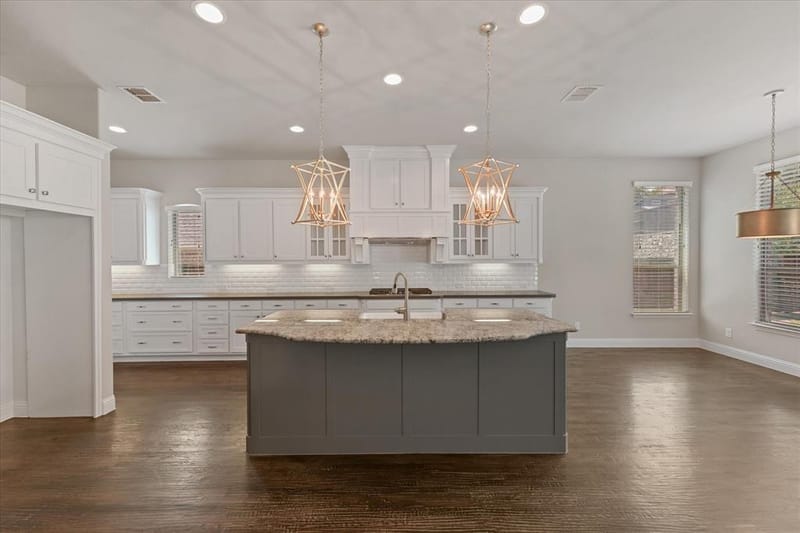 10846 Smoky Oak Trail, Argyle TX 76226 - Photo 6