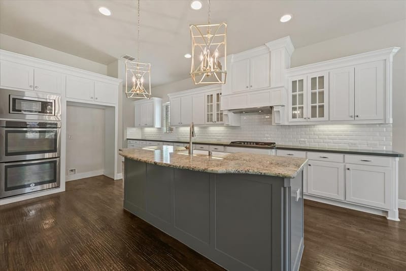 10846 Smoky Oak Trail, Argyle TX 76226 - Photo 5