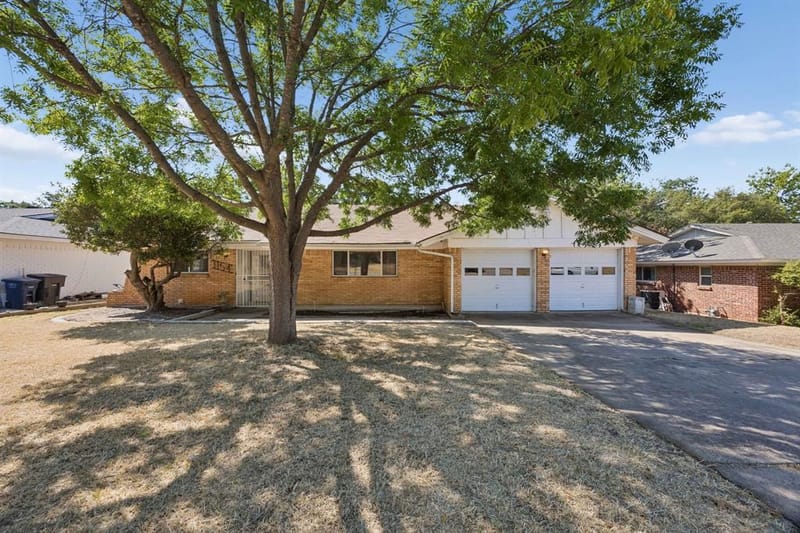 7154 Yolanda Drive, Fort Worth TX 76112