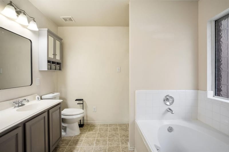 4306 Wood Stone Circle, Corinth TX 76208 - Photo 16