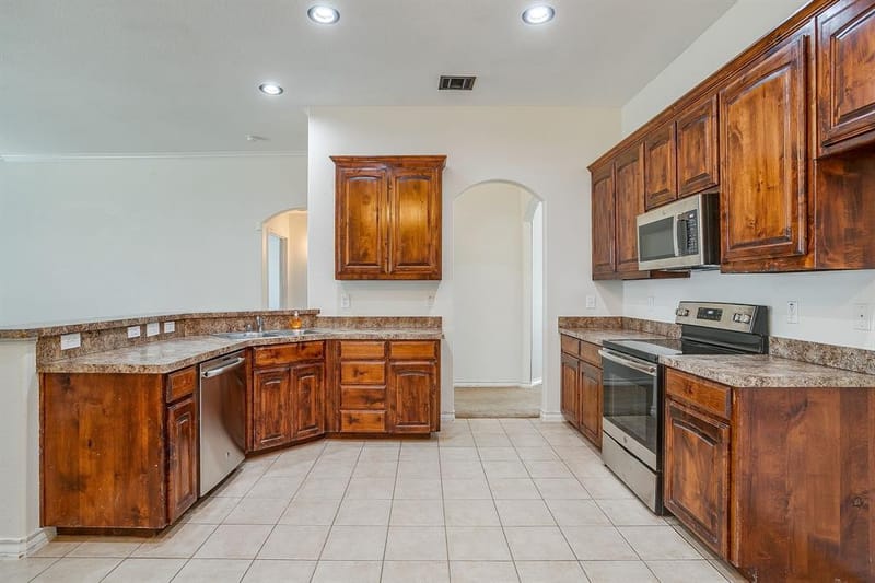 2214 Taylor Drive, Weatherford TX 76087 - Photo 12