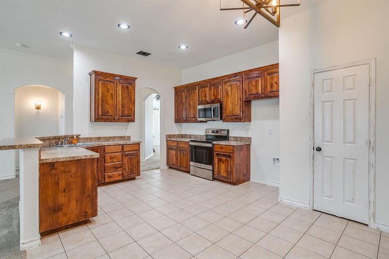2214 Taylor Drive, Weatherford TX 76087 - Photo 11
