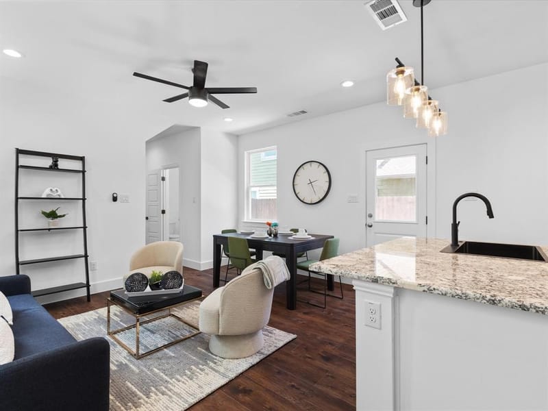 1104 E Annie Street, Fort Worth TX 76104 - Photo 20