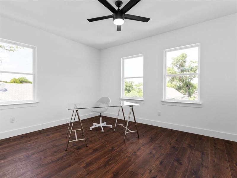1104 E Annie Street, Fort Worth TX 76104 - Photo 10