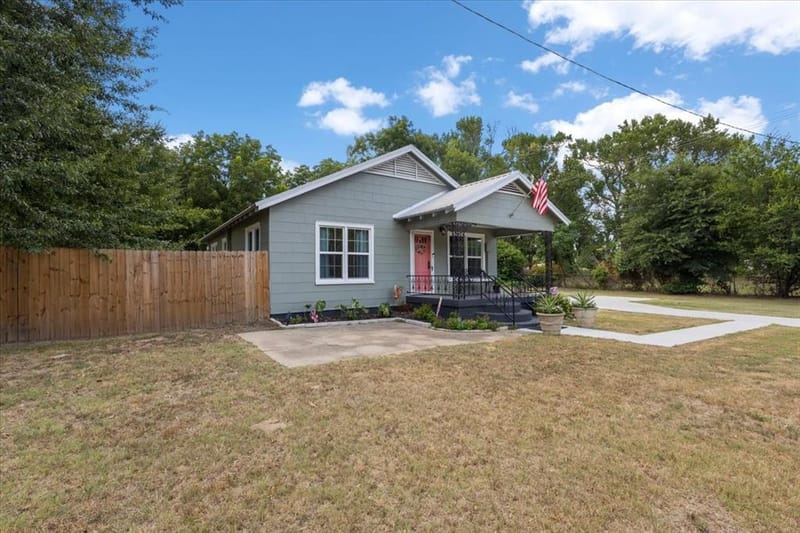 1241 N Beaulah Street, Hawkins TX 75765 - Photo 3