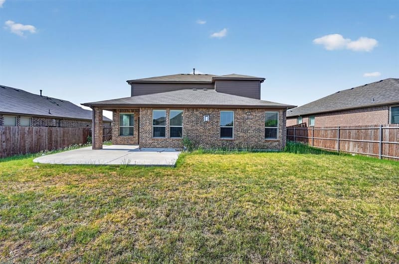 576 Pendennis Drive, Saginaw TX 76131 - Photo 15