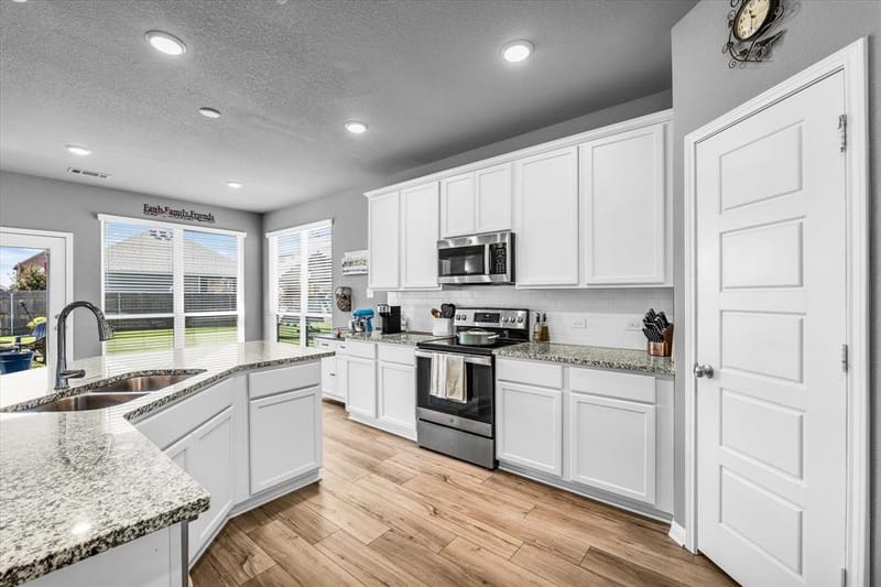 11324 Pallasite Circle, Lorena TX 76655 - Photo 8