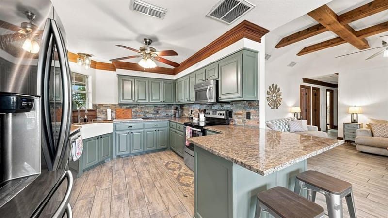 1870 Ross Lane, Springtown TX 76082 - Photo 13