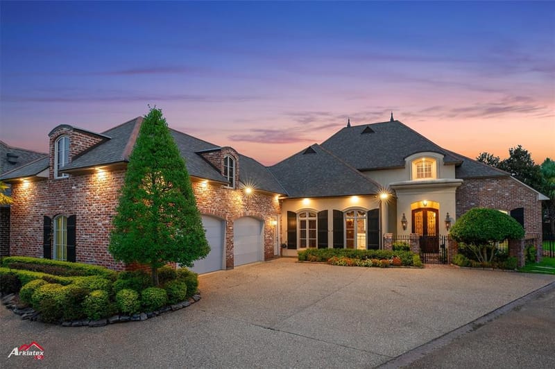 105 Calais Court, Bossier City LA 71111