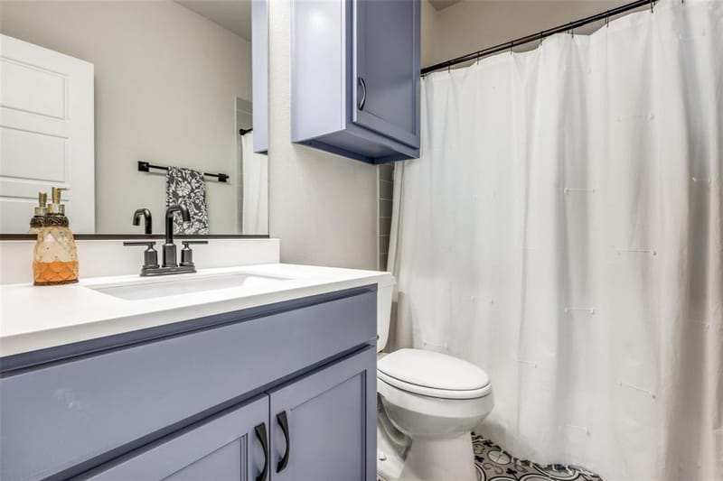 7018 New Castle Lane, Sanger TX 76266 - Photo 8