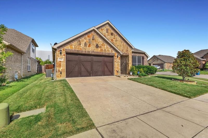 2700 Red Sage Road, Lewisville TX 75067 - Photo 6