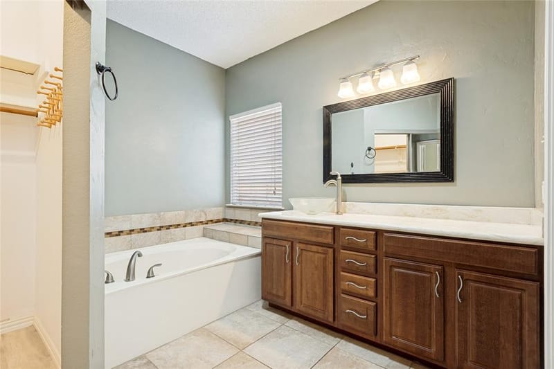 2123 Daniel Way, Carrollton TX 75006 - Photo 17