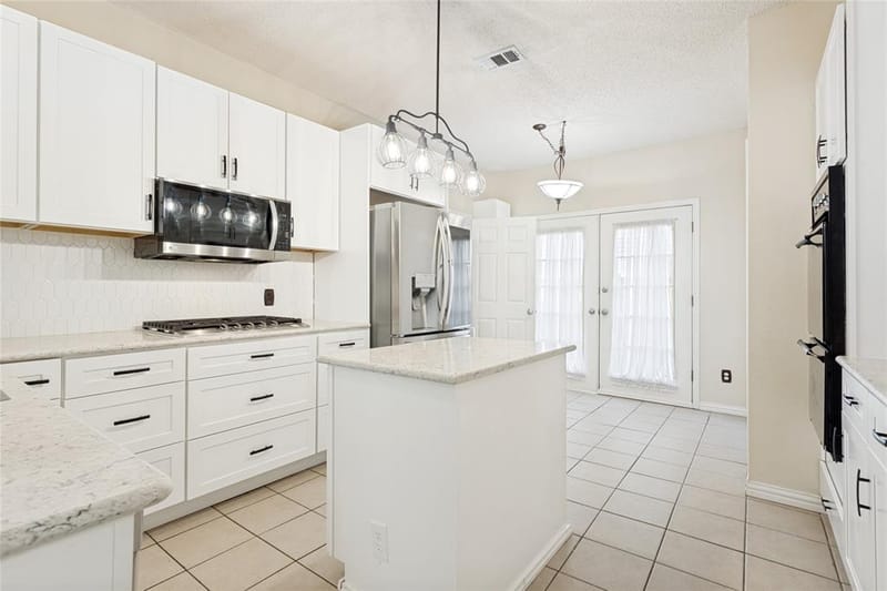 2123 Daniel Way, Carrollton TX 75006 - Photo 11