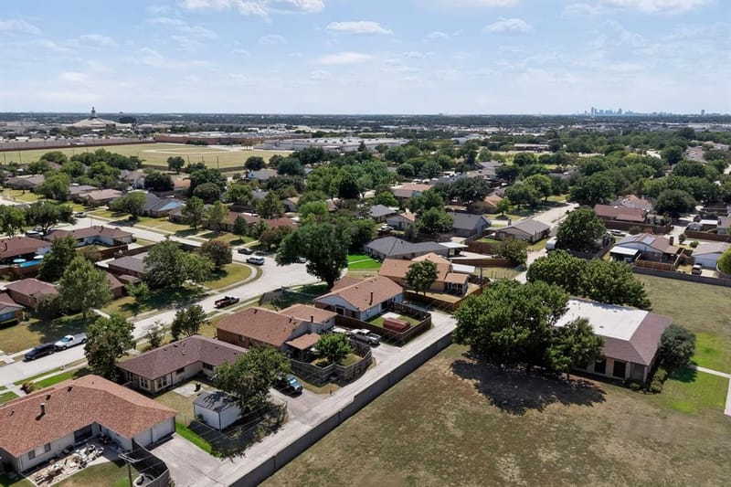 3932 Farrington Street, Mesquite TX 75150 - Photo 32