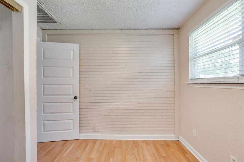 502 N Delaware Street, Irving TX 75061 - Photo 22