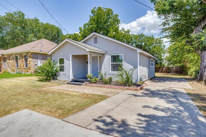 502 N Delaware Street, Irving TX 75061